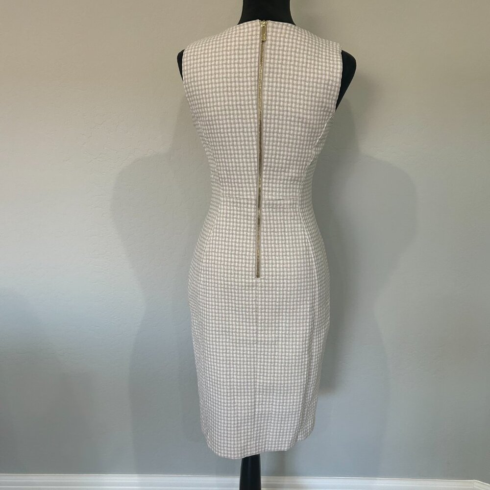 Calvin Klein Women's Sleeveless Sheath Dress in Tan and White, Size 8 - Picture 3 of 4